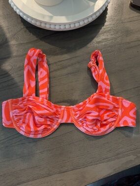 Underwire Bikini Top Honey Swim (NEVER WORN)